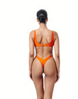 Slip a V
