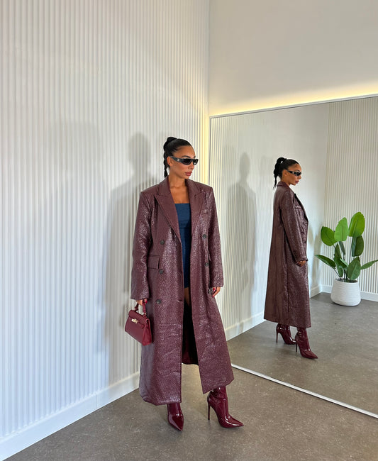 Coat in vernice By lumina