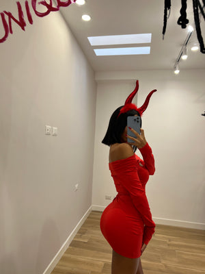 Dress red